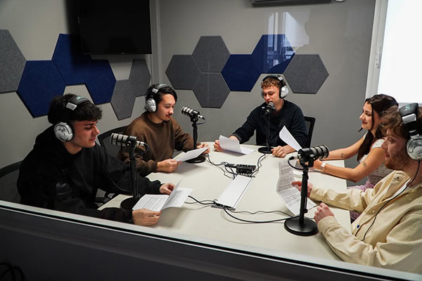 Taller de Radio y Streaming en la Universidad de Palermo 2