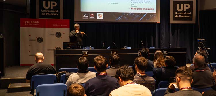 H4ck3d Security Conference celebr&oacute; su d&eacute;cima edici&oacute;n junto a expertos en ciberseguridad